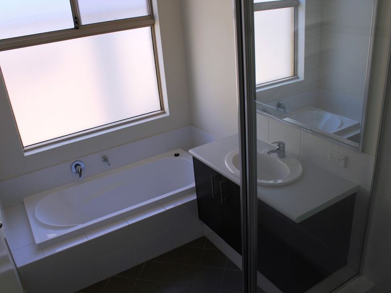 10/54 Sixth Road, Armadale WA 6112