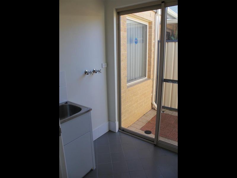6/54 Sixth Road, Armadale WA 6112