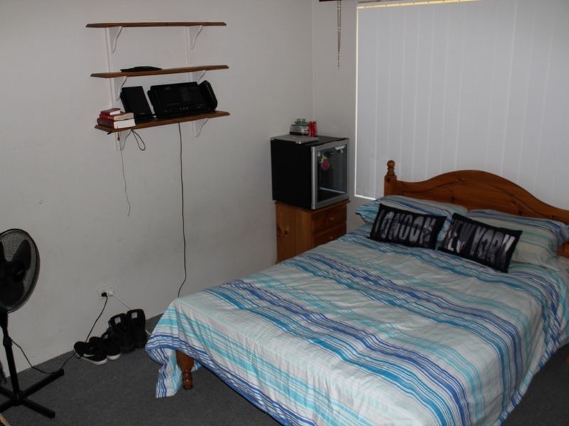 8 Sycamore Avenue, South Lake WA 6164