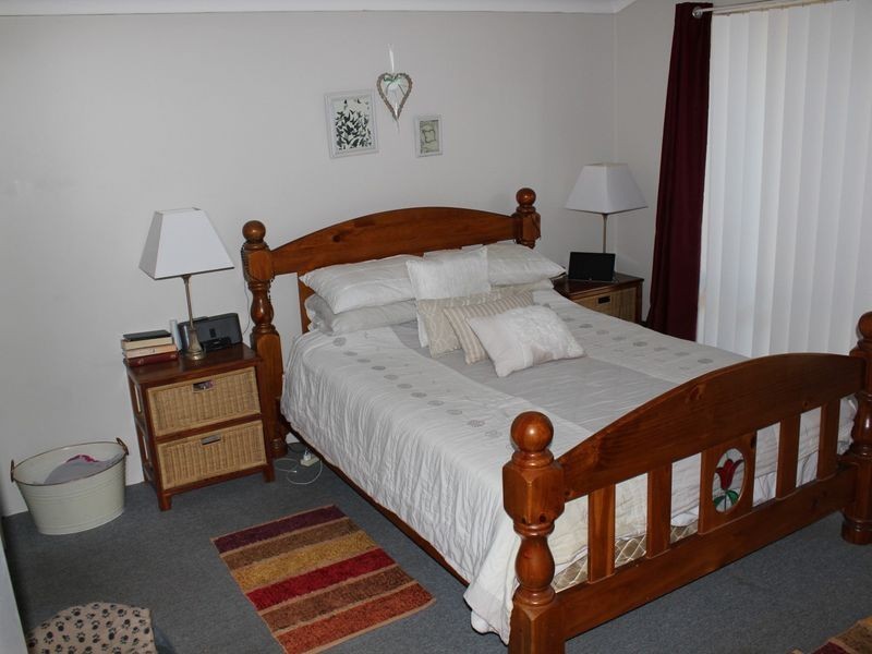 8 Sycamore Avenue, South Lake WA 6164