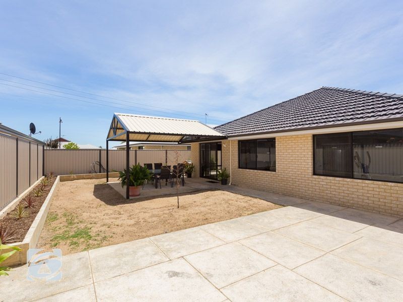 4 Belmore Bend, Aubin Grove WA 6164