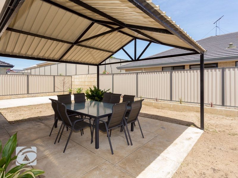 4 Belmore Bend, Aubin Grove WA 6164