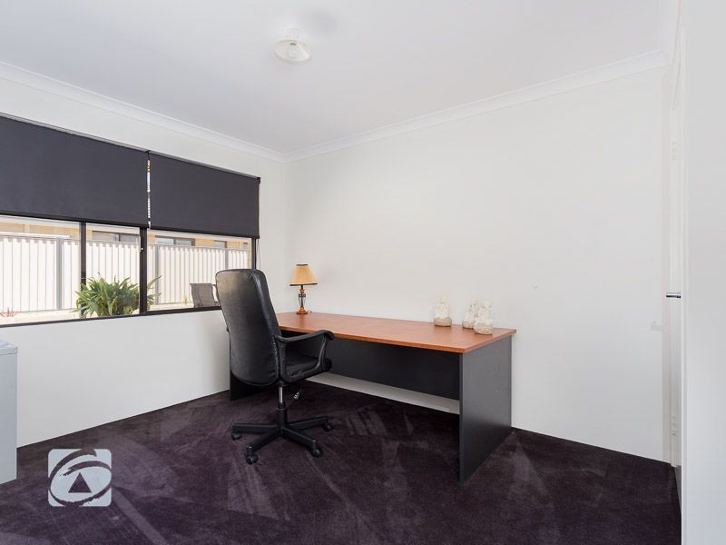 4 Belmore Bend, Aubin Grove WA 6164