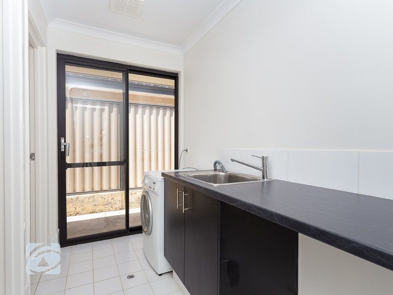 4 Belmore Bend, Aubin Grove WA 6164