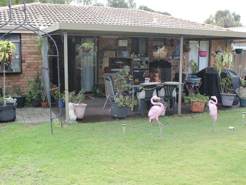 6 Orchard Road, South Lake WA 6164