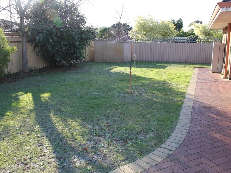 23 Tricourt Grove, Riverton WA 6148