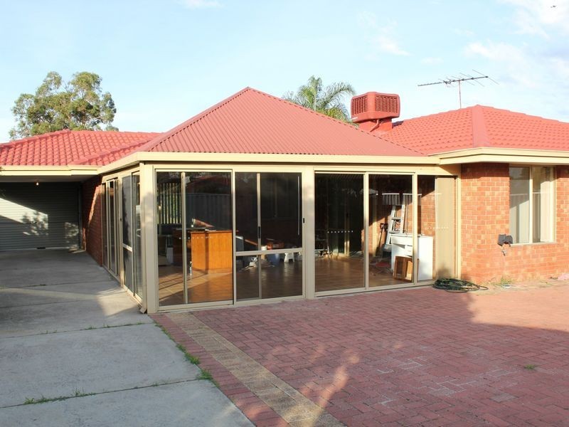 5 Eildon Court, South Lake WA 6164