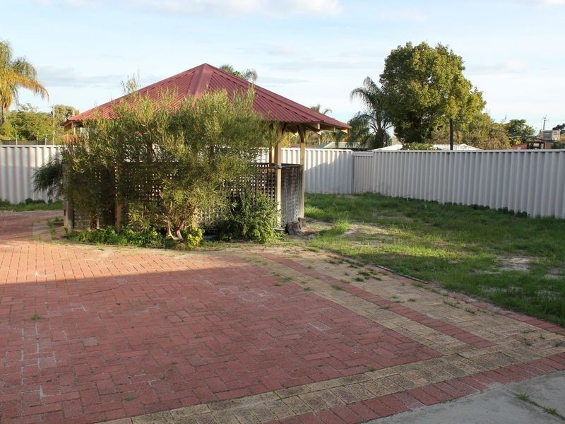5 Eildon Court, South Lake WA 6164