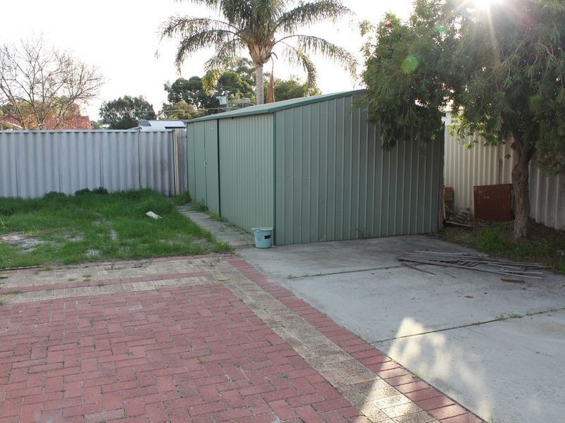 5 Eildon Court, South Lake WA 6164