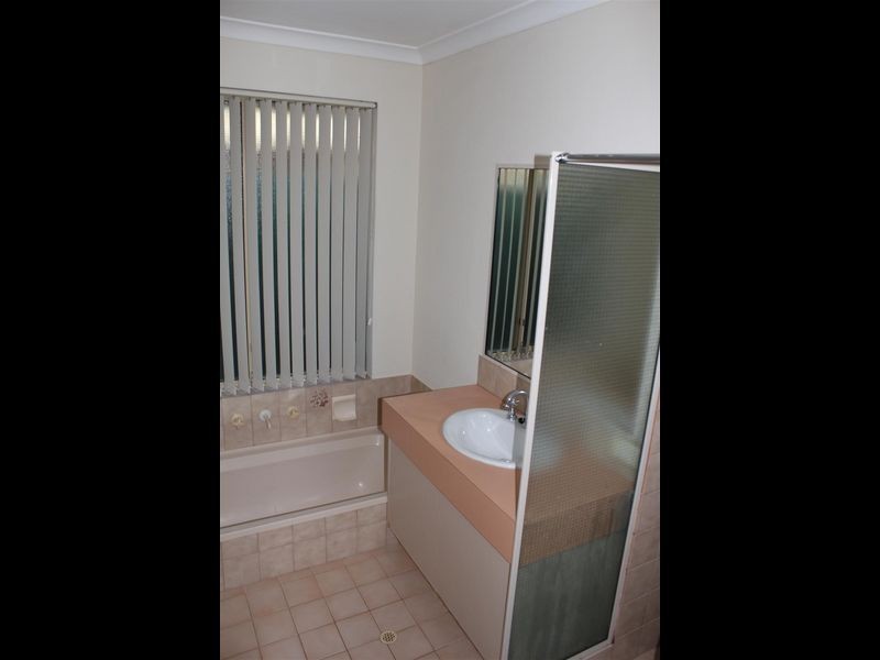 45 Seminole Gardens, Seville Grove WA 6112