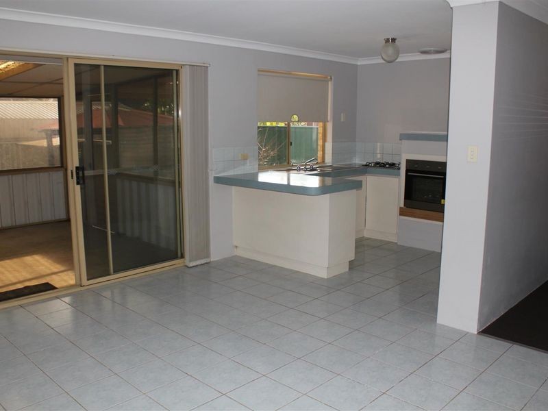 45 Seminole Gardens, Seville Grove WA 6112