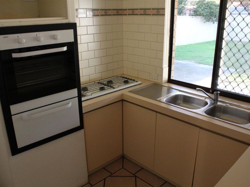 9 Arcaman Place, South Lake WA 6164