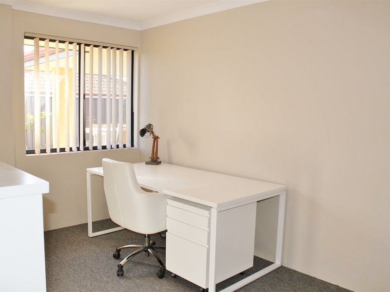 26 Larson Road, Byford WA 6122