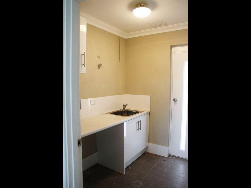 16 Keith Road, Rossmoyne WA 6148