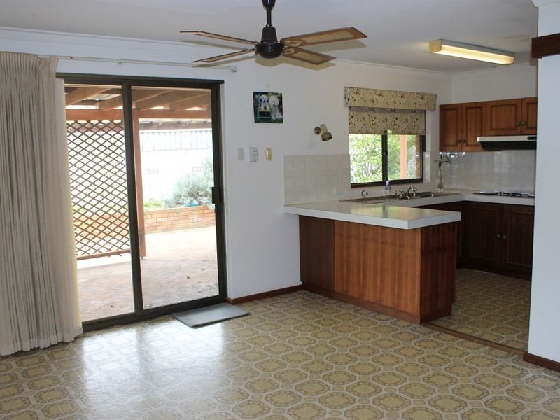 11C Millar Place, Booragoon WA 6154