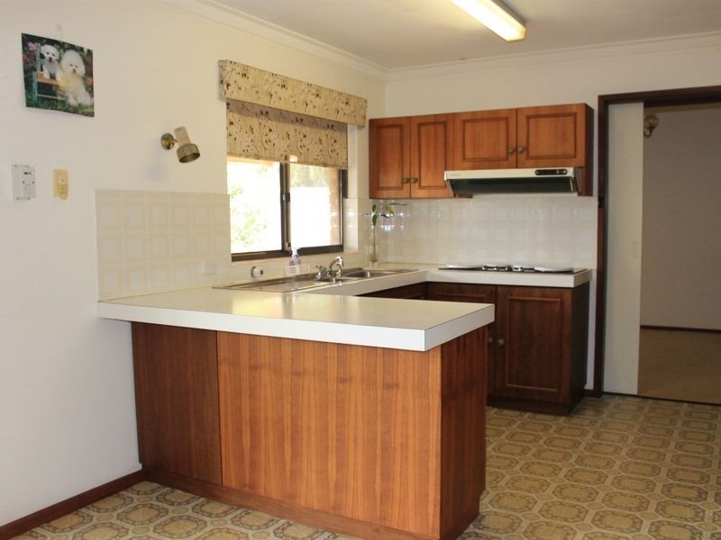 11C Millar Place, Booragoon WA 6154