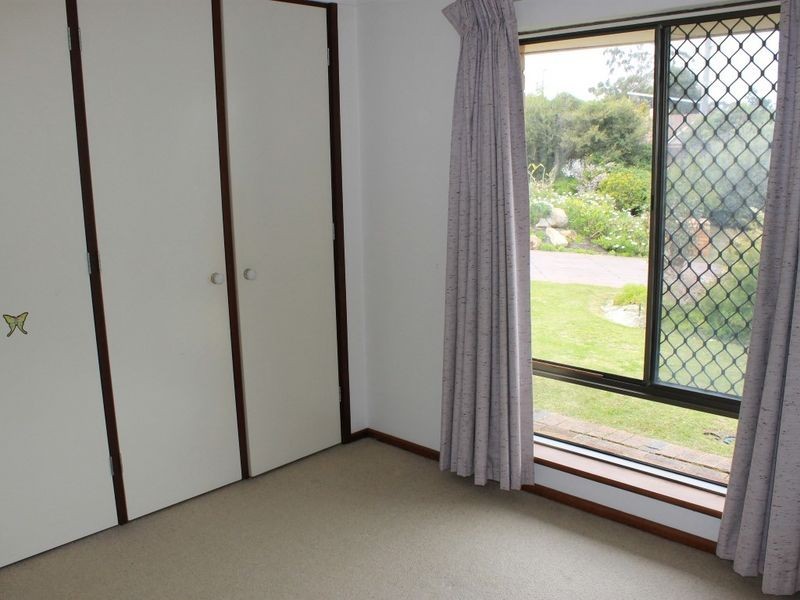 11C Millar Place, Booragoon WA 6154