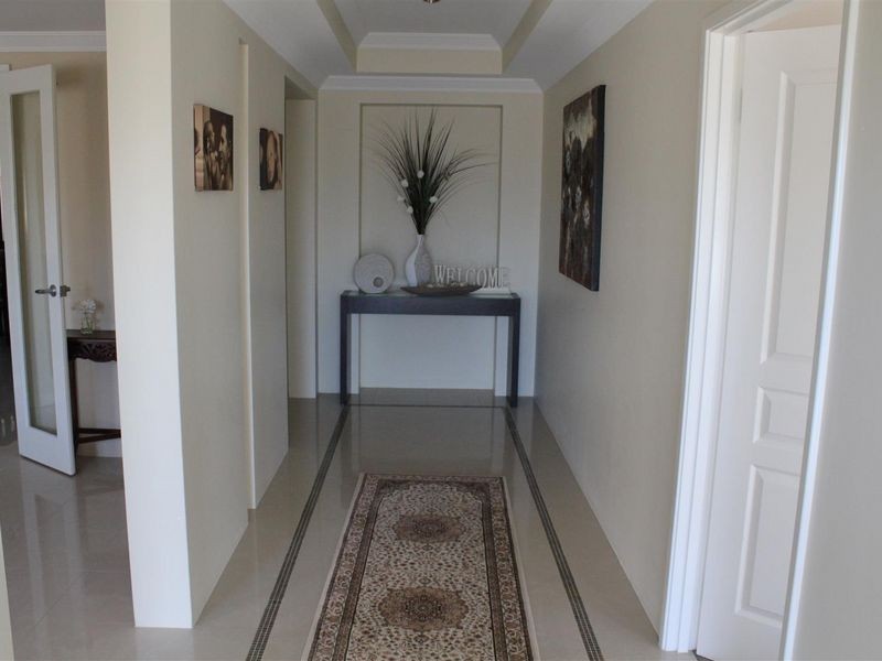 17 Halcyon Way, Atwell WA 6164