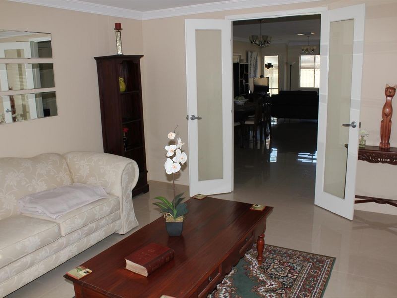 17 Halcyon Way, Atwell WA 6164