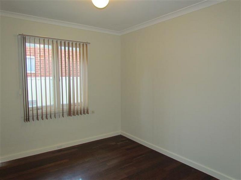 5 Mundan Place, Kelmscott WA 6111