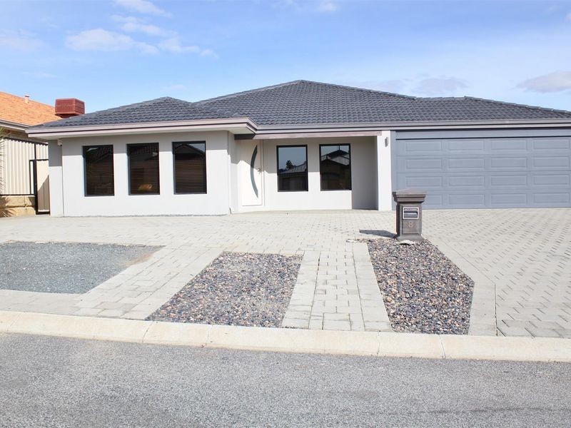 8 Calytrix Crescent, Success WA 6164