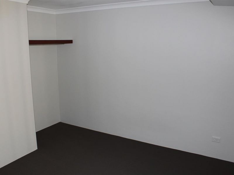 8 Calytrix Crescent, Success WA 6164