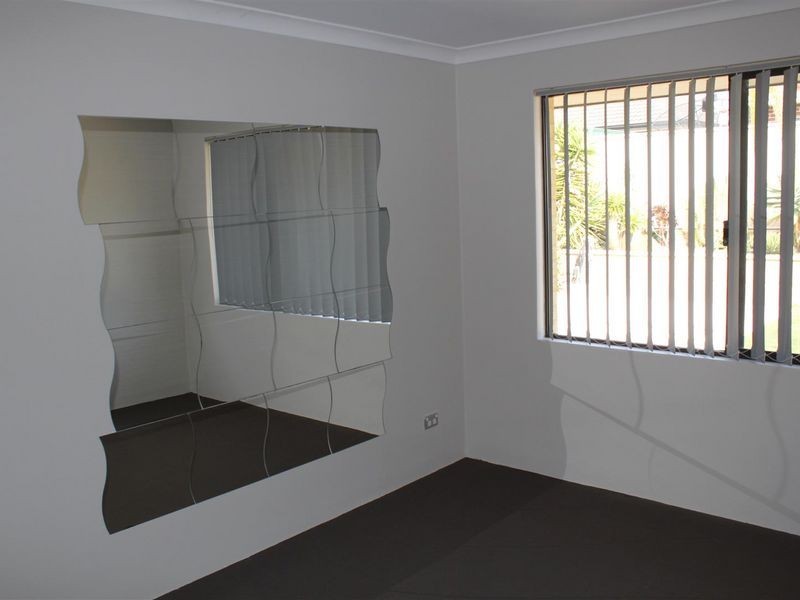 8 Calytrix Crescent, Success WA 6164