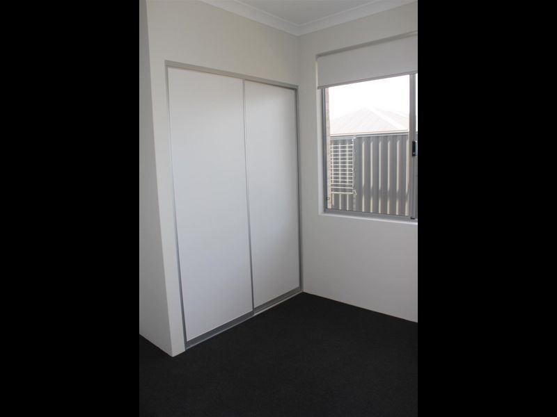 17 Elderflower Road, Banjup WA 6164