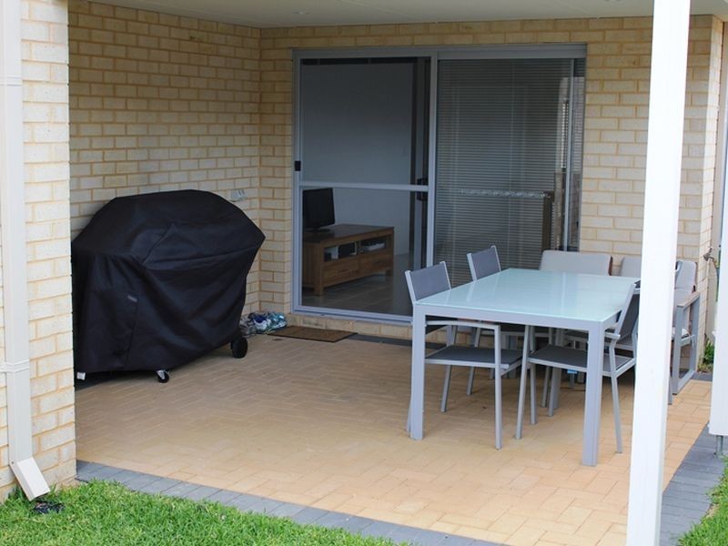 5 Brentford Parade, Wellard WA 6170