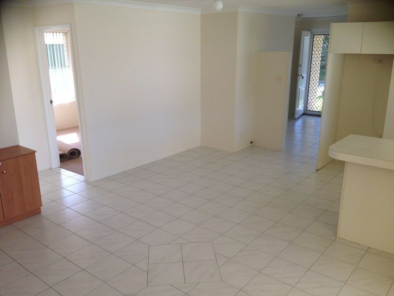 4 Shady Grove, Yangebup WA 6164
