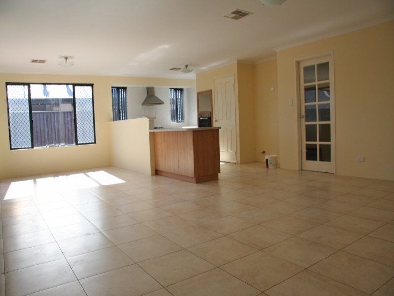 7 Redcurrant Street, Byford WA 6122