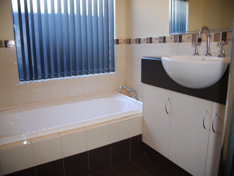 7 Redcurrant Street, Byford WA 6122