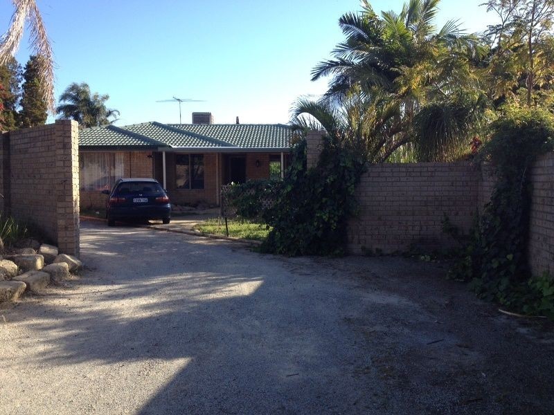 14 Burrows Place, Parmelia WA 6167