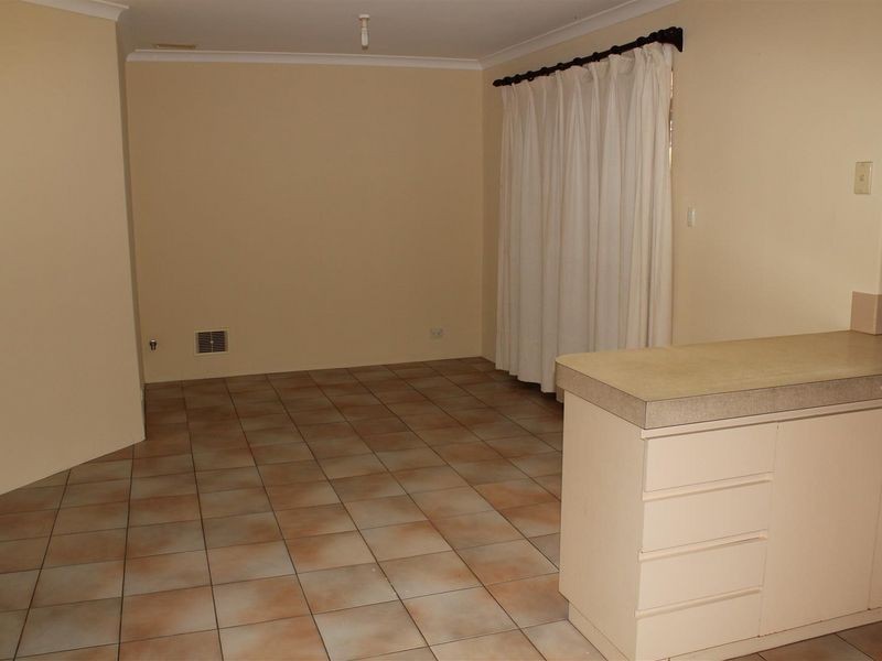 24 Strawberry Drive, Seville Grove WA 6112