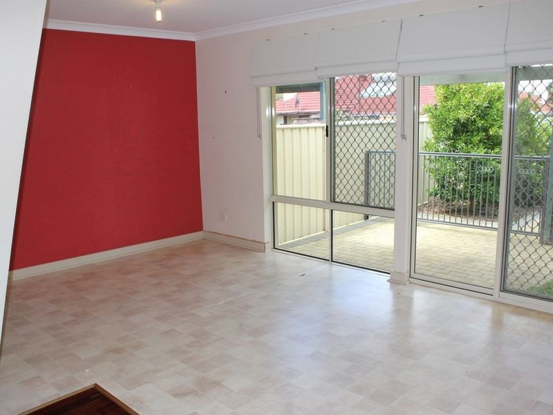 3B Oswald Street, Coolbellup WA 6163