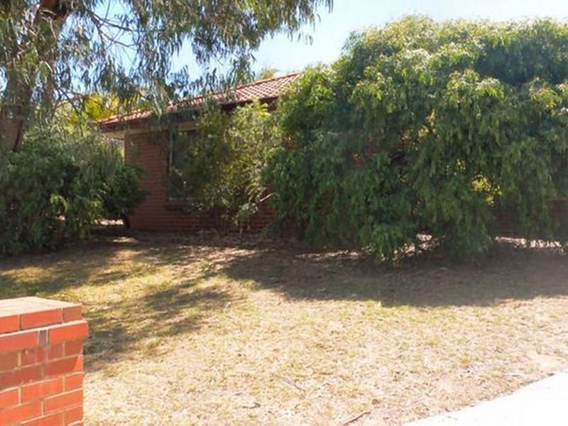 9 Wyalong Place, South Lake WA 6164