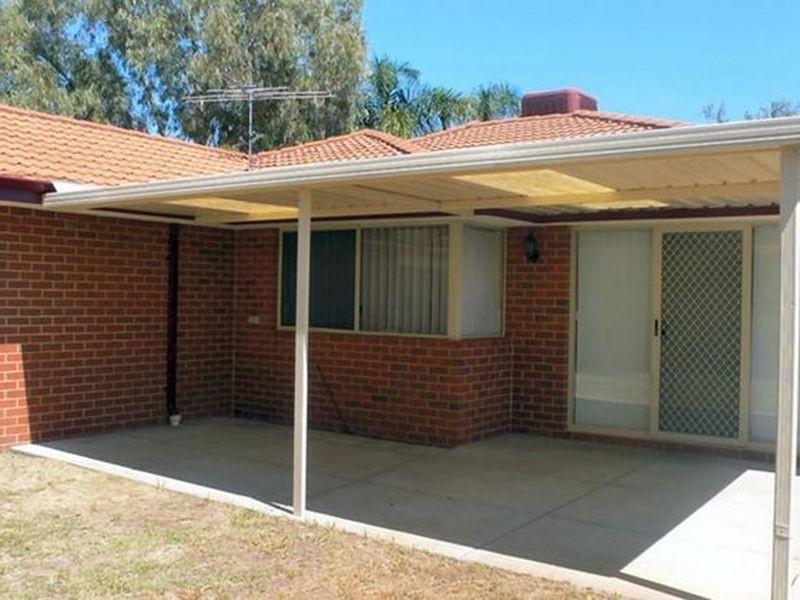 9 Wyalong Place, South Lake WA 6164