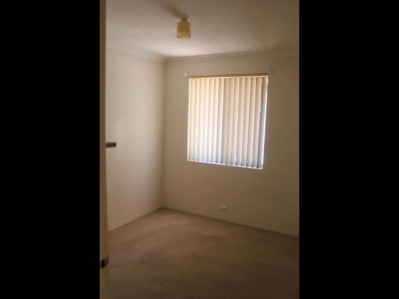 79 Glenbawn Drive, South Lake WA 6164