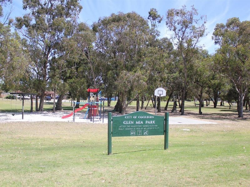 79 Glenbawn Drive, South Lake WA 6164