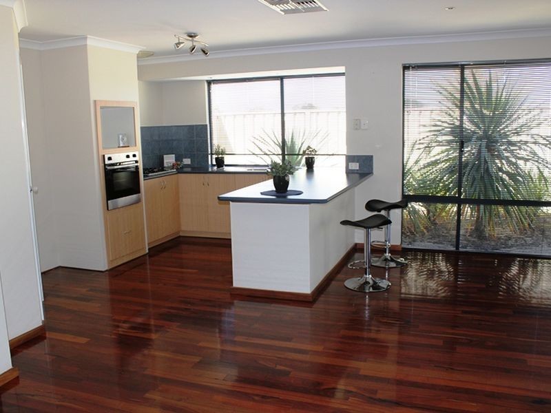 119 Baningan Avenue, Success WA 6164