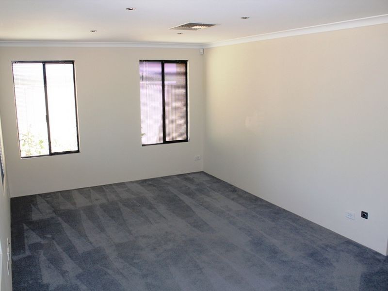 119 Baningan Avenue, Success WA 6164