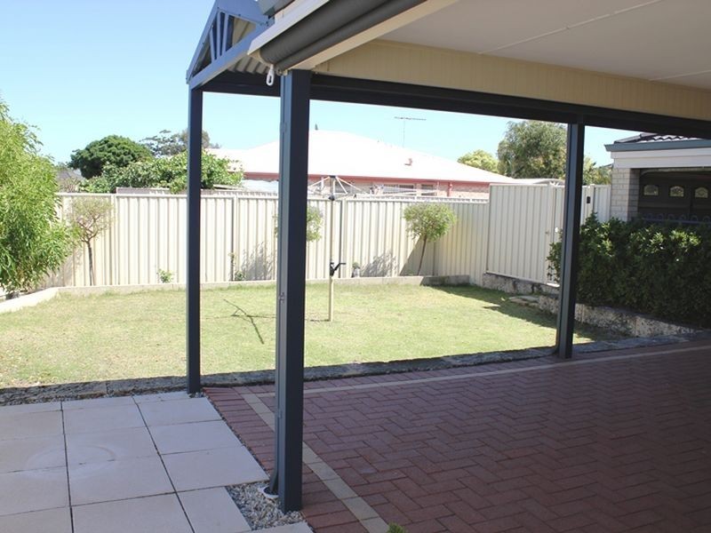 119 Baningan Avenue, Success WA 6164