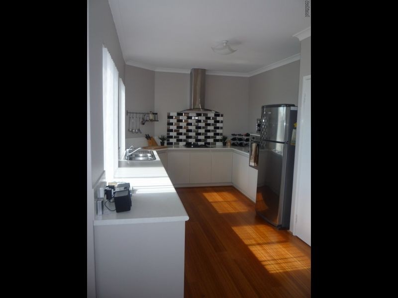 11 Roper Boulevard, Hammond Park WA 6164