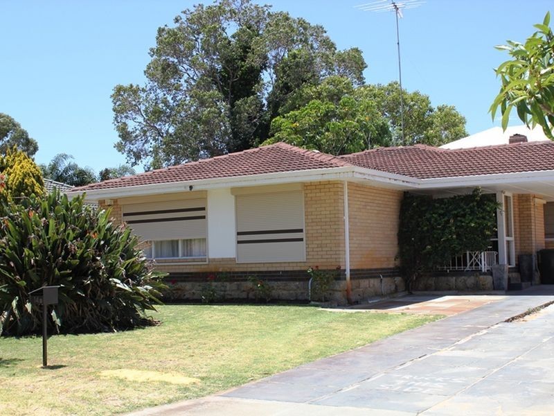 14B Shallow Street, Spearwood WA 6163