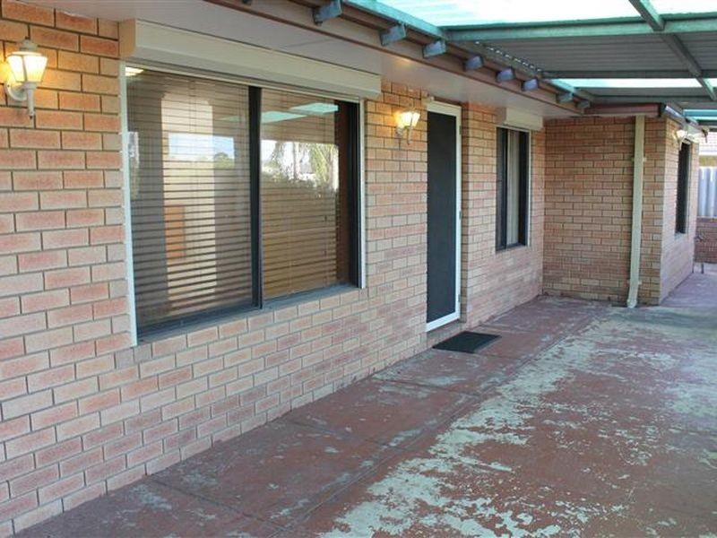10 Pambula Court, South Lake WA 6164