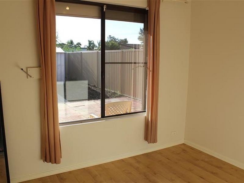 10 Pambula Court, South Lake WA 6164