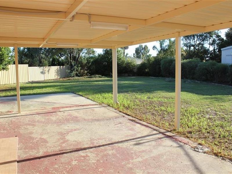 10 Pambula Court, South Lake WA 6164