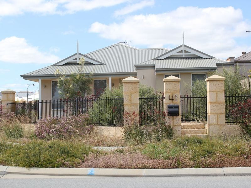 41 Camden Boulevard, Aubin Grove WA 6164