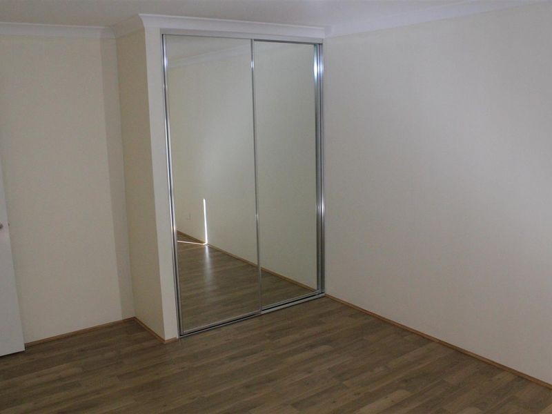 16 Rhodes Rise, Coogee WA 6166