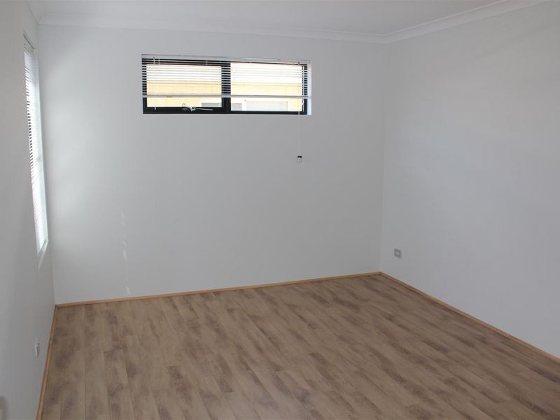 43 Goldfields Loop, Wandi WA 6167